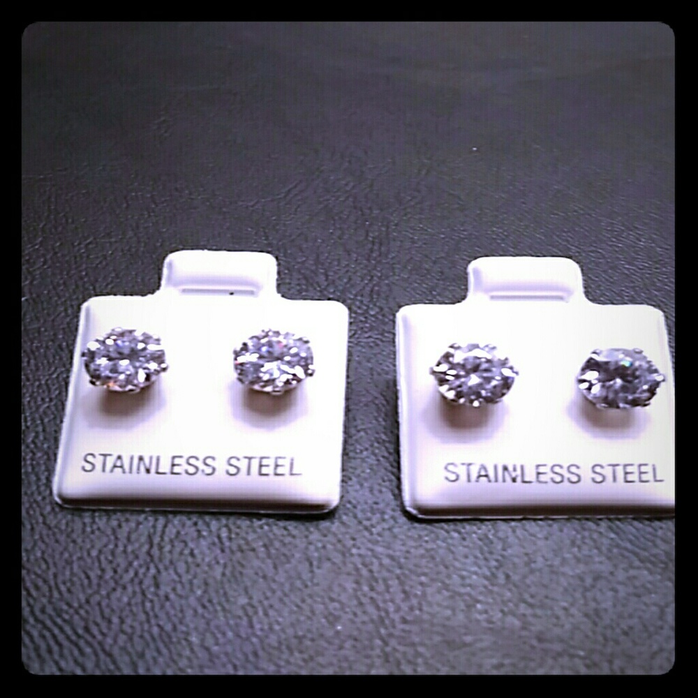 1.25 Carat Cubic Zirconia Stud/Stainless Steel